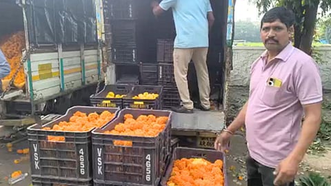 फूल किसानों पर संकट (pic credit; social media)