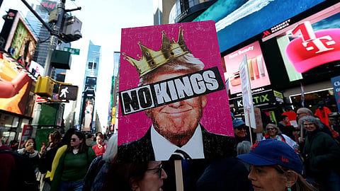 No king Protest Against Donald Trump In America