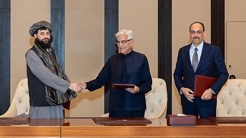Pakistan And Afghanistan agree to immediate ceasefire