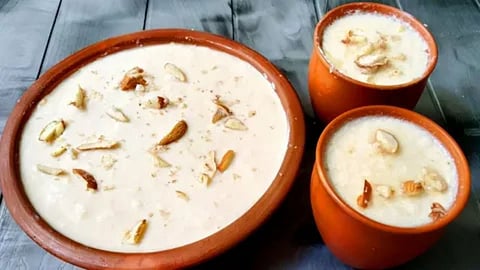 आज है शरद पूर्णिमा, चांद की रोशनी में क्यों रखी जाती है खीर, इस खीर की महिमा जानिए