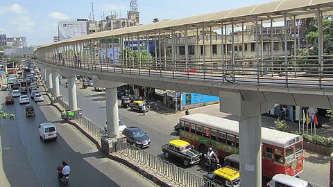 bandra-east-skywalk-completion-bmc-new-year-inauguration