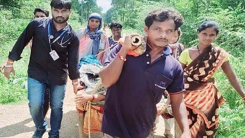 gadchiroli-gotatola-pregnant-woman-rescue