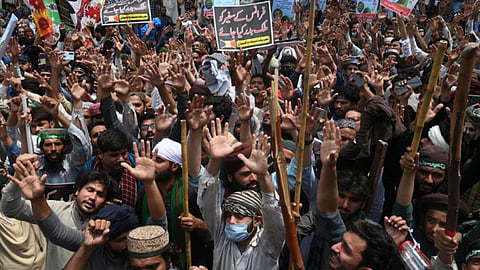 pakistan-tehreek-e-labbaik-tlp-army-protest-explained all detail