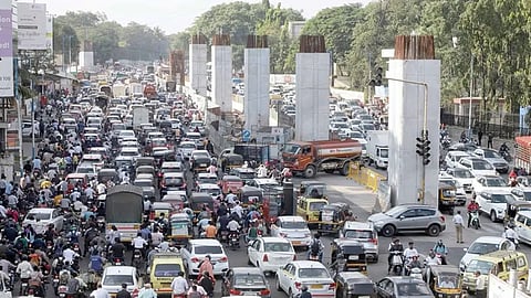 मंचर में बढ़ता ट्रैफिक जाम (pic credit; social media)