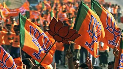 पश्चिम महाराष्ट्र में कांग्रेस को बड़ा झटका