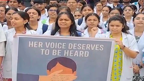 Chhatrapati Sambhajinagar Doctors Torch Rally