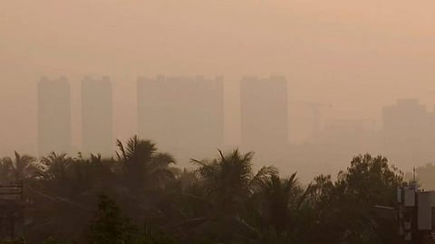 mumbai-air-quality-aqi-rise-smog-pollution-april-update