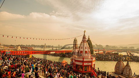 नए साल में 'इस' दिन शुरू हो रहा है अर्धकुंभ, उत्तराखंड में होगा 4 शाही समेत 10 मुख्य स्नान