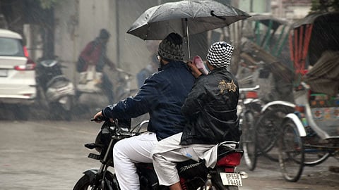 aaj-ka-weather-hilly-rain-to-increase-cold-alert-from-delhi-to-up-bihar
