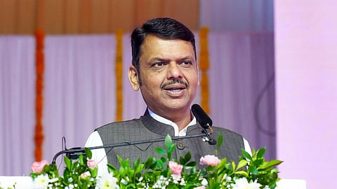 Gondia Development: गोंदिया में CM देवेंद्र फडणवीस ने कहा कि शहर को फिर से बुनियादी सुविधाओं की जरूरत है। नया फ्लाईओवर 9 महीनों में पूरा होगा और गंगाबाई अस्पताल को मॉडर्न बनाया जाएगा।