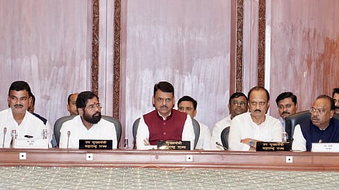Maharashtra Cabinet Decisions: आचारसंहिता लागू होने से पहले महाराष्ट्र सरकार ने कैबिनेट में 21 फैसले लिए, शहरी स्वास्थ्य आयुक्तालय और चंद्रपुर में सरकारी पॉलिटेक्निक की मंजूरी।