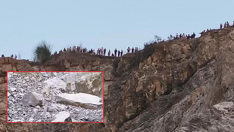 Blasting in the mine and then… Major accident during drilling in Sonbhadra, dozens of workers buried under debris