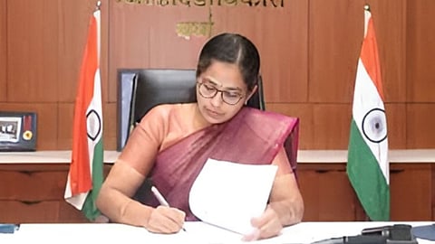DM ने ली कानून व्यवस्था की समीक्षा