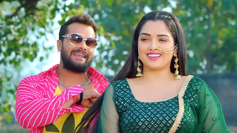 Hariyarki Odhaniya Song