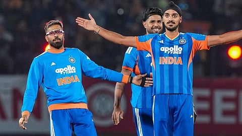 IND vs SA: अर्शदीप सिंह ने तोड़ा दिग्गज लसिथ मलिंगा का रिकॉर्ड, भुवनेश्वर कुमार को भी छोड़ा पीछे