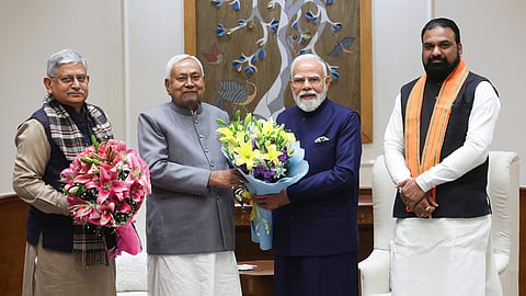 Nitish Kumar Meets pm Modi