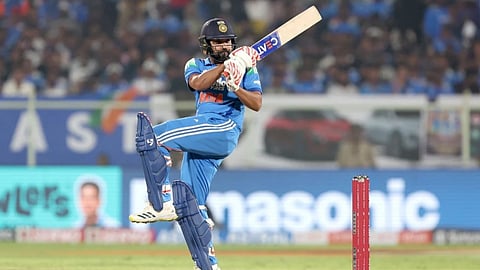 रोहित ने हासिल किया बड़ा मुकाम, इंटरनेशनल क्रिकेट में पूरे किए 20 हजार रन, खास लिस्ट में हुए शामिल