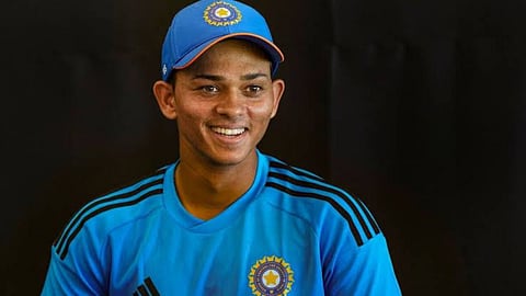IPL 2026 ऑक्शन के दौरान अस्पताल में भर्ती हुए यशस्वी जायसवाल, मैदान पर अचानक बिगड़ी तबीयत