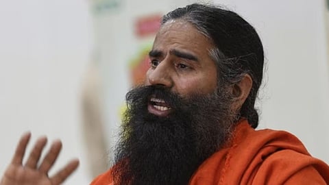 baba-ramdev-calls-air-purifier-rich-people-whim-delhi-pollution-updates