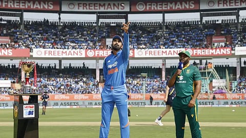 IND vs SA: 20 मैचों के बाद भारत ने जीता टॉस, काम आया केएल राहुल का ये टोटका, वायरल होने लगा VIDEO