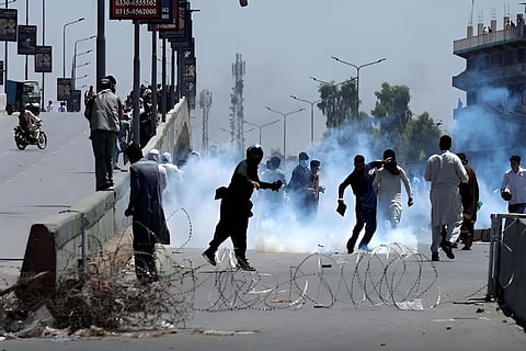 The flame of freedom flared up, thousands of people took to the streets in Pakistan, situation went out of control in Karachi - watch VIDEO
