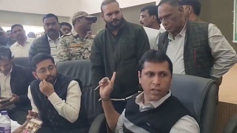 Datia Collector Swapnil Wankhade Patwari suspended Viral Video on spot Action