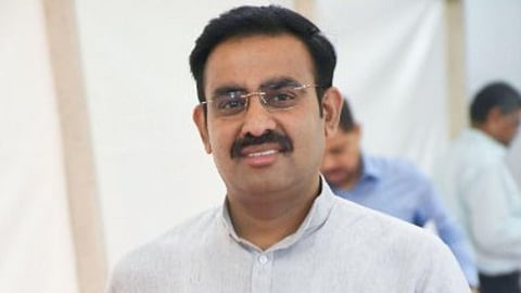 Nag River Project Delay: नाग नदी के 13 में से 11 STP बंद होने से गोसीखुर्द डेम प्रदूषित हो रहा है। परिणय फुके ने मामला उठाया, सरकार ने समस्या की जांच को 3 सदस्यीय समिति गठित की।
