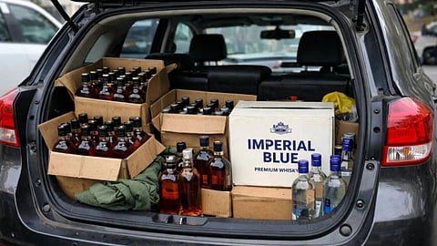 pune liquor smuggling