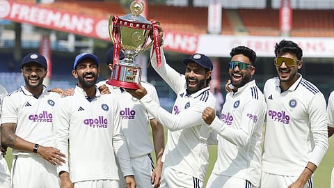 वो खिलाड़ी जिसने बल्लेबाजी, गेंदबाजी के साथ फील्डिंग से भी किया कमाल, जानें इस ऑलराउंडर की कहानी