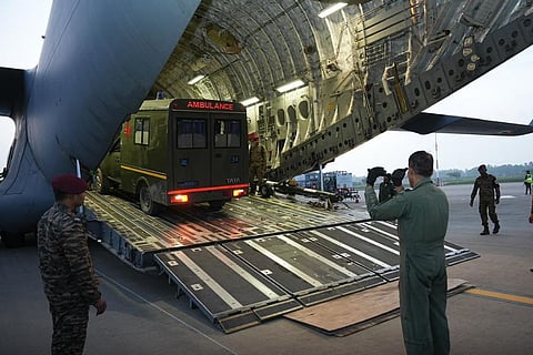 Cyclone Ditwaha devastates Sri Lanka; over 400 dead, India sends relief teams and field hospitals