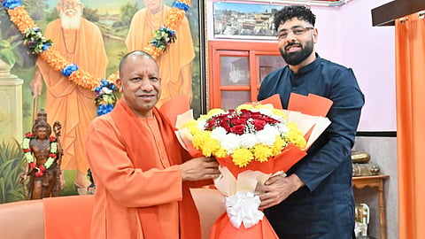 Badshah meets Yogi Adityanath share post