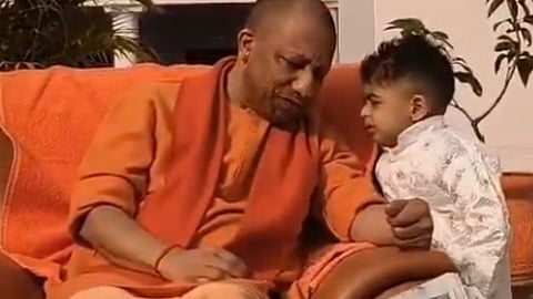 A child asked Bulldozer Baba for chips, CM Yogi burst out laughing; video goes viral