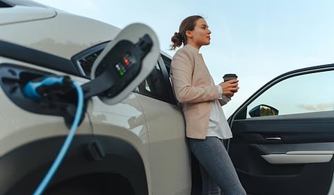 Say goodbye to petrol and diesel! These 3 electric cars are available for under 10 lakh rupees.