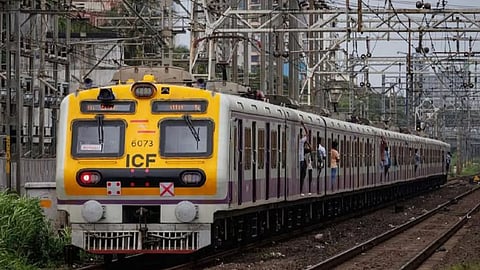 Kandivali Borivali Rail Line