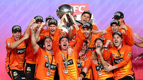 Perth Scorchers defeated Sydney Sixers by 6 wickets to win the title for a record sixth time.
