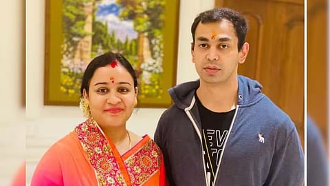 aparna yadav and prateek yadav who is more richest know net worth property details