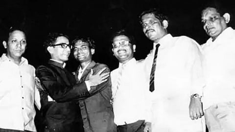 Discover how Shivsena won its first MLA seat in 1970. The story of Krishna Desai's murder, the Parel by-election, and Balasaheb Thackeray's political rise.
