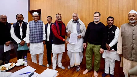 Bihar Congress MLA meeting with Rahul Gandhi and Mallikarjun Kharge in delhi