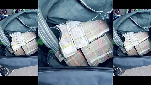 cash found in auto rickshaw