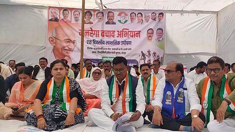 chandrapur congress protest