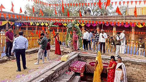 Madhya Pradesh: Puja, prayers, and Namaz will be offered simultaneously at the Bhojshala in Dhar district; heavy security has been deployed
