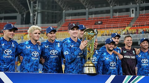 England won odi series by 2-1
