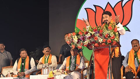 BJP's Manoj tiwari campaigns for NMC Election 2026 in West Nagpur.
