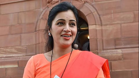 22 BJP candidates seek Navneet Rana's expulsion after Amravati Municipal Corporation elections.