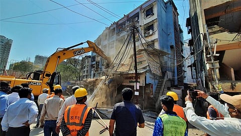 Land dispute turns violent in Khapa; police officer attacked with JCB and excavator; three cases registered.