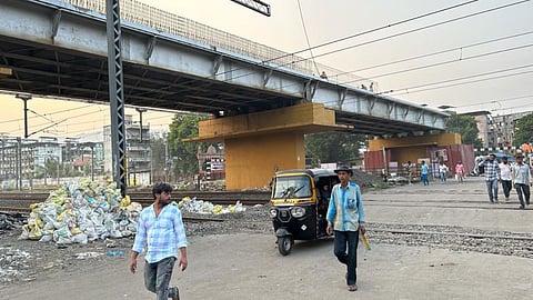 Diva Railway Flyover Railway Wrote Letter To Maharashtra Government