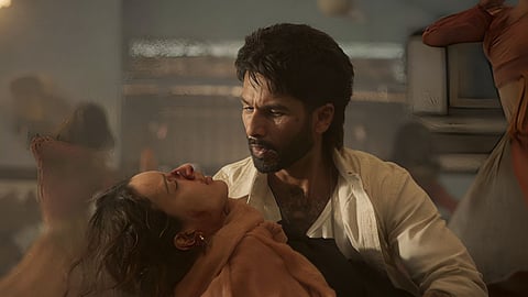 O Romeo Movie Ishq Ka Fever Shahid Kapoor Triptii Dimri Chemistry Arijit Singh Romantic Song