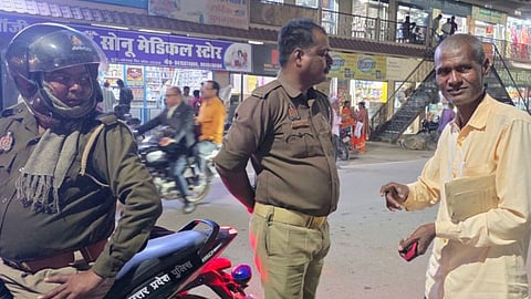 A drunk man in Sonbhadra received a strict warning for repeatedly misusing Dial 112.