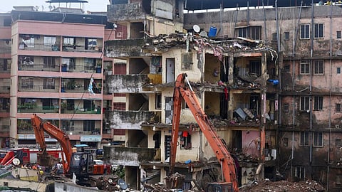 Chhatrapati Sambhajinagar: Action halted by notice? Dangerous buildings in Phoolbazar, administration silent
