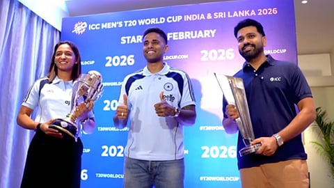 Indian Women's Team Supported to Men's Team